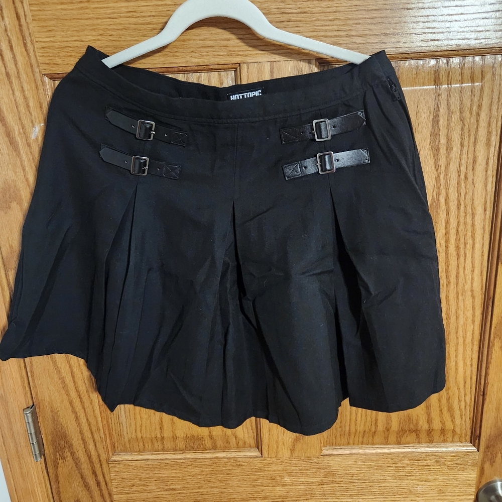 Black Pleated Skirt with Buckle Details